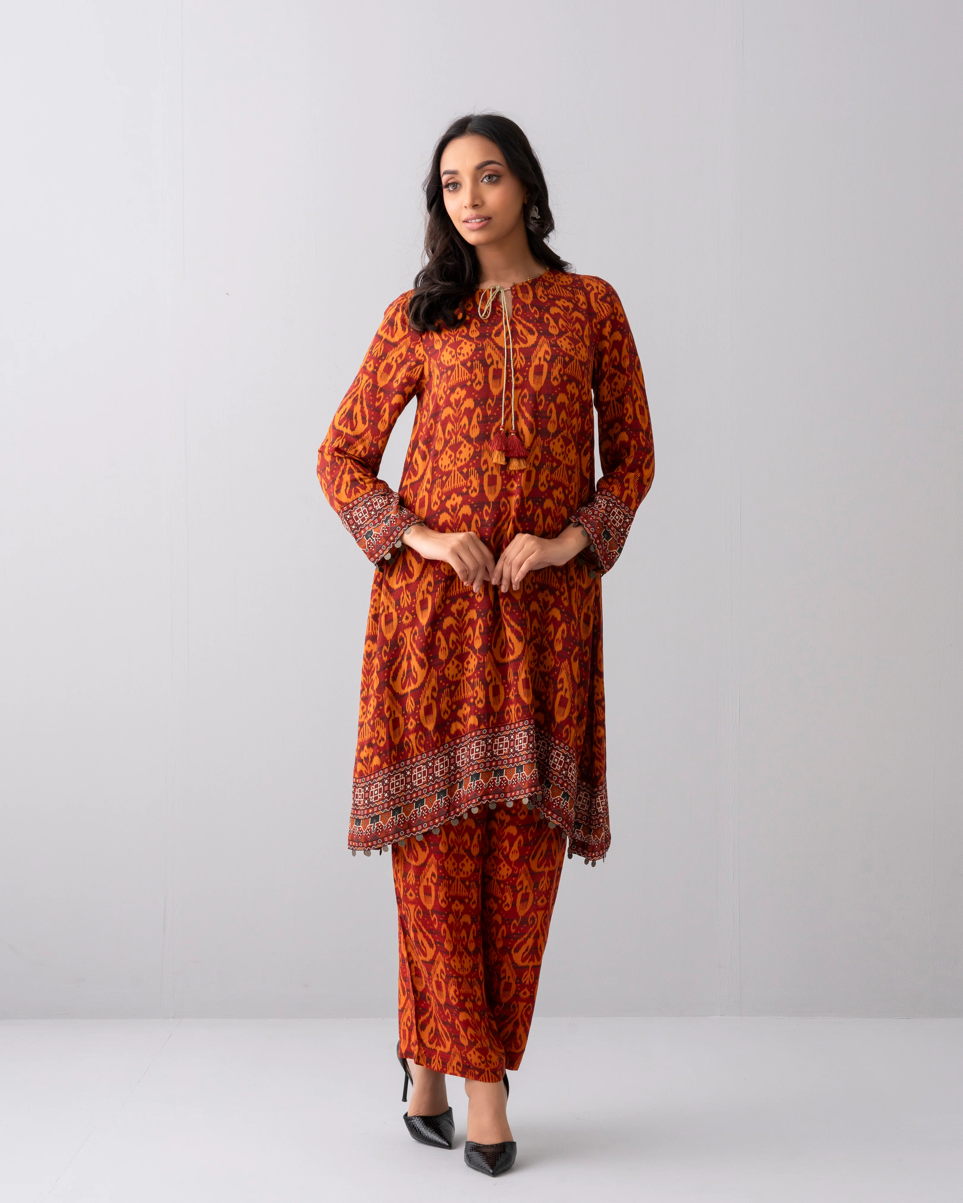 Relaxed Fit Mid-Length Printed Two-Piece Ethnic Set